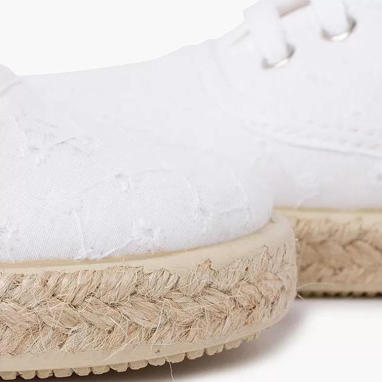 Fashion Pisamonas Zapatillas Tipo Alpargatas Tela Bordado Suizo Color Blanco