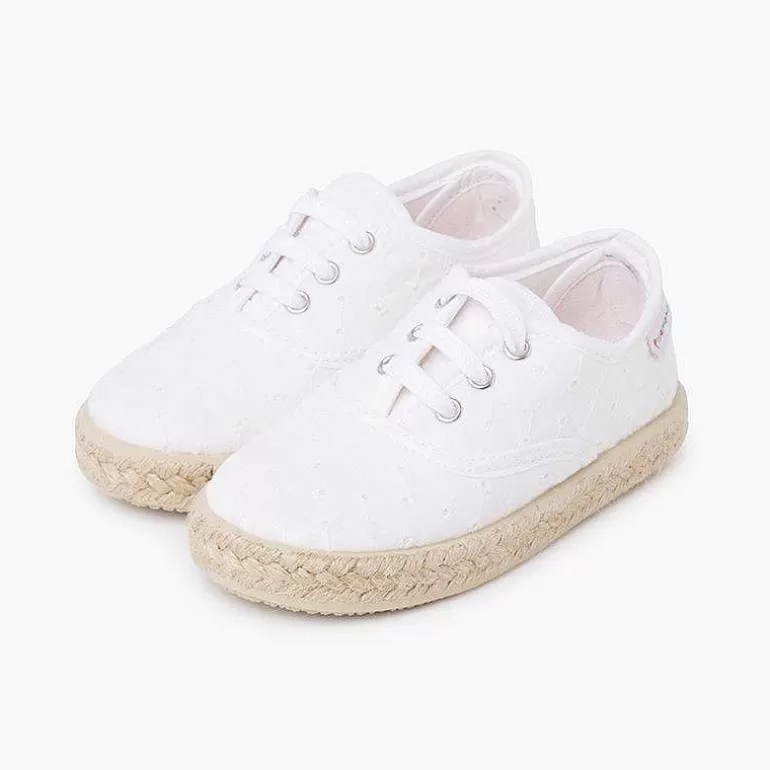 Fashion Pisamonas Zapatillas Tipo Alpargatas Tela Bordado Suizo Color Blanco